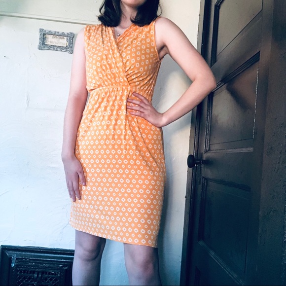 🧡 Orange Patterned Dress 🧡 - Picture 2 of 3